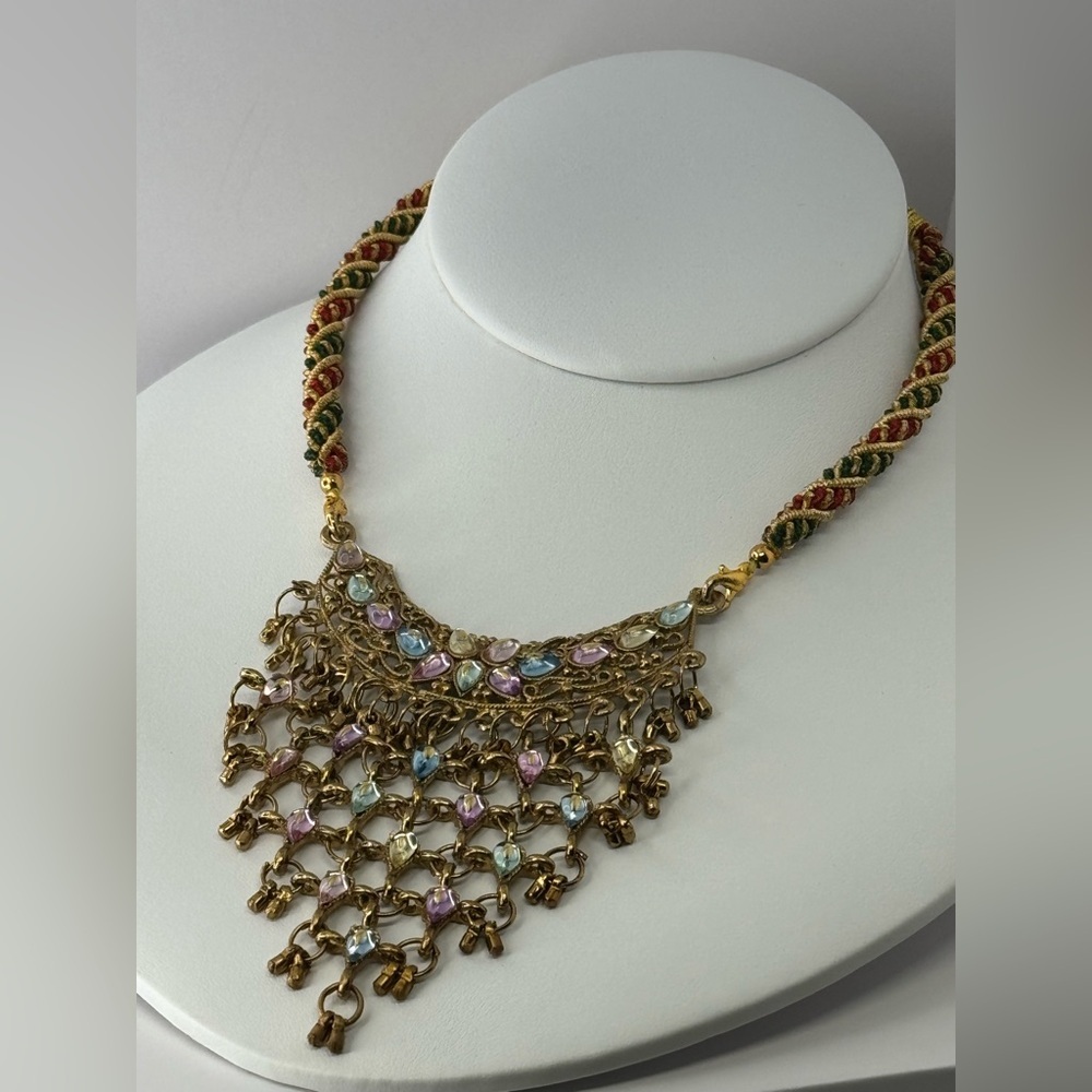 Multicolor statement Necklace - Picture 4 of 8
